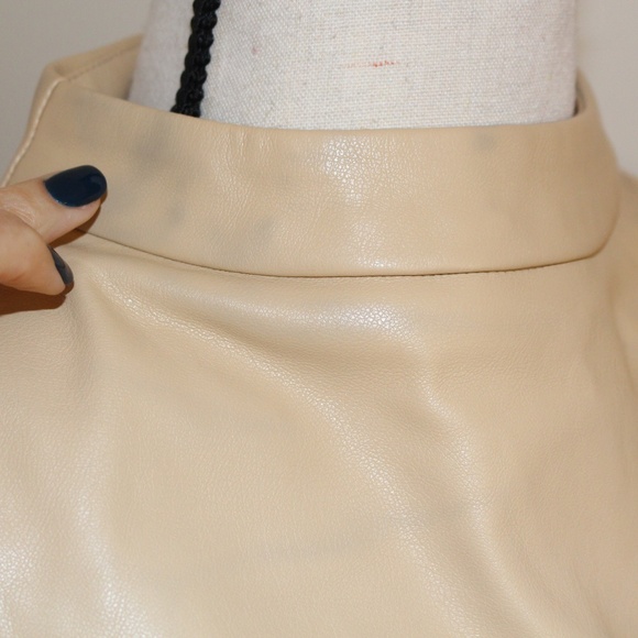 INC CULPOS, Faux Leather Exaggerated sleeve Bodysuit - Picture 13 of 13